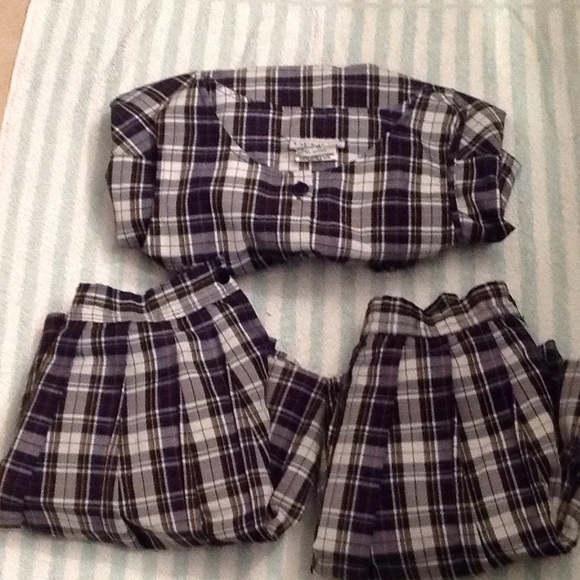 Denis girls school uniform bundle - Picture 1 of 3